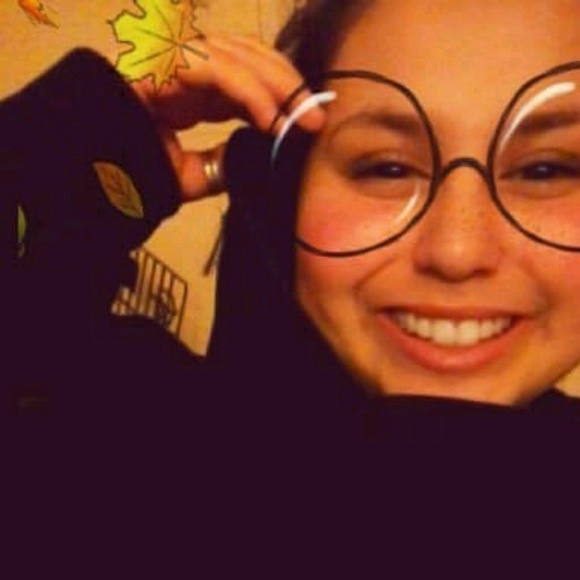 Meet your Posher, Kiki - Picture 1 of 1